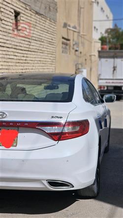 هيونداي أزيرا